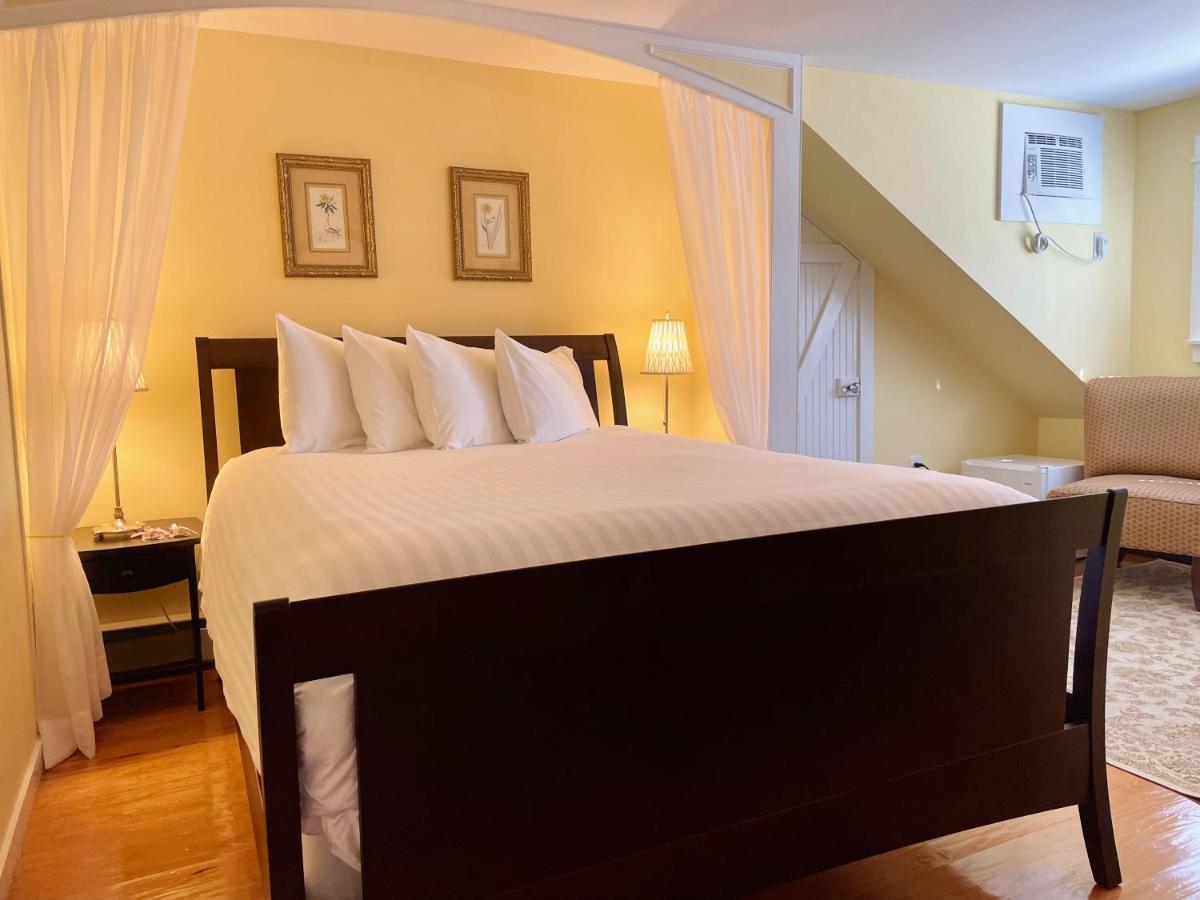 Dragonfly Guest House Ogunquit Exterior photo