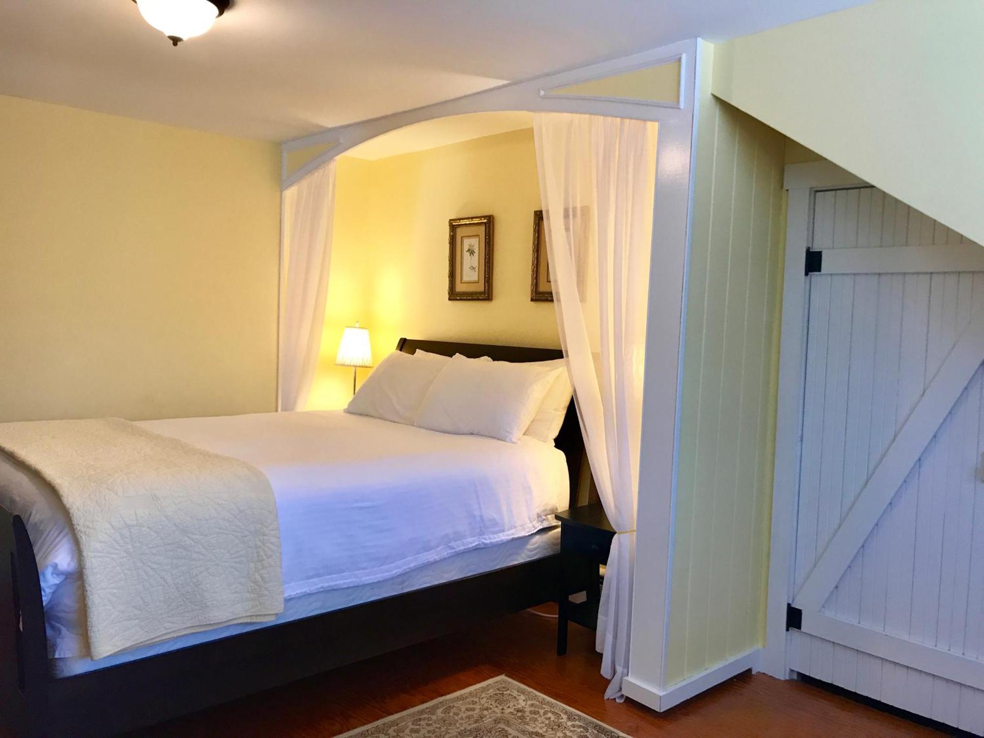 Dragonfly Guest House Ogunquit Room photo